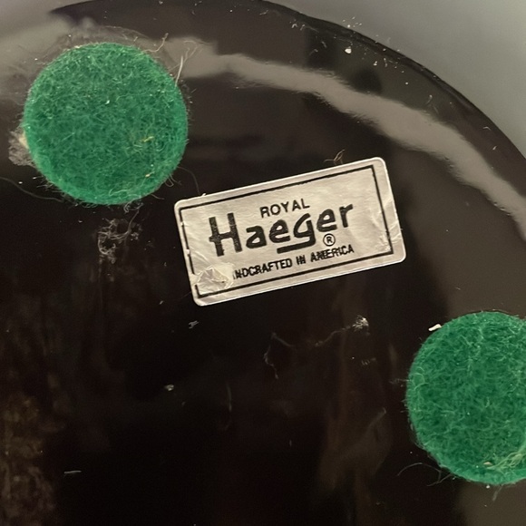 Royal Haeger vintage black glass saucer vase - Picture 5 of 5